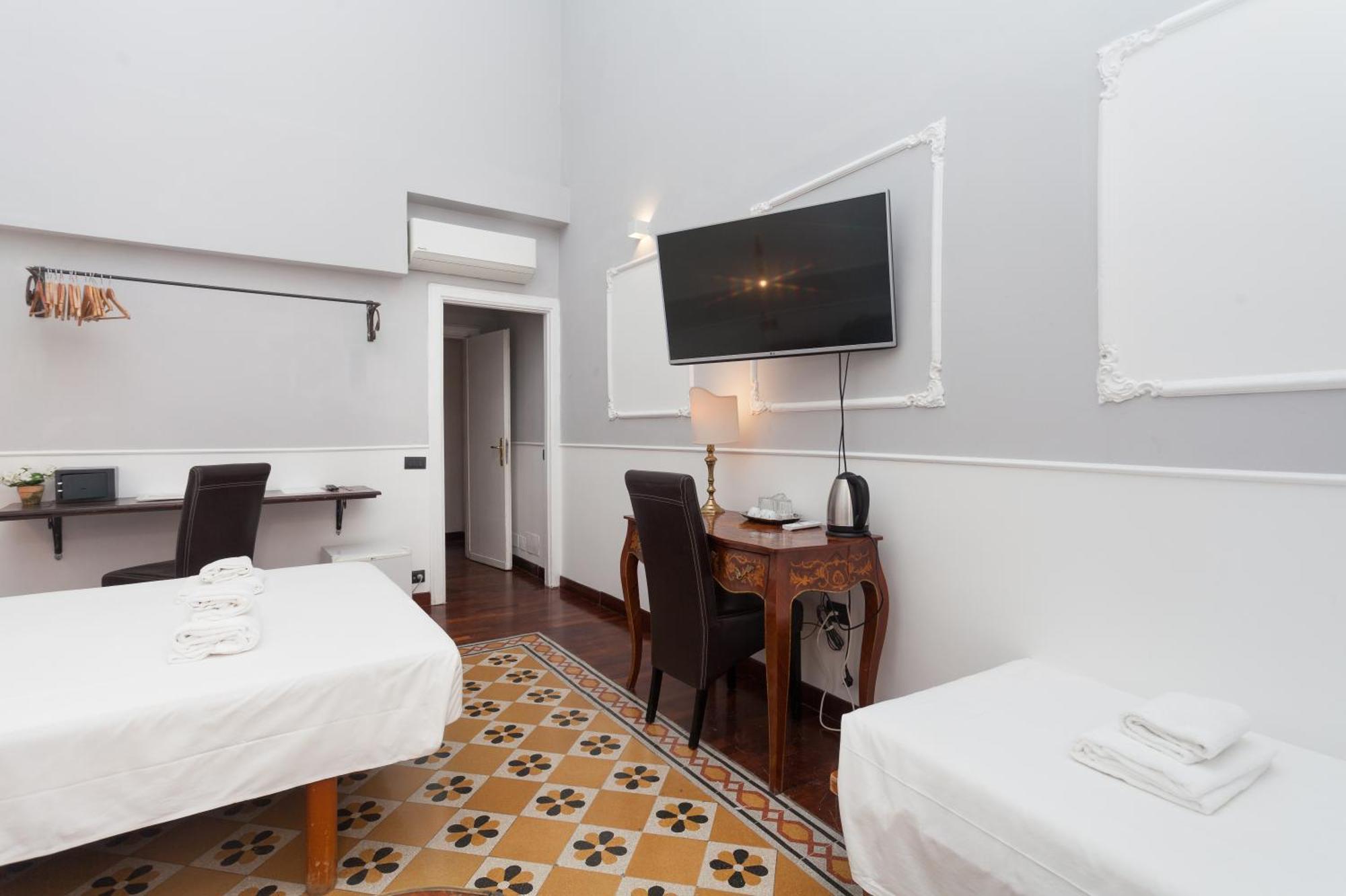 רומא Palazzo Del Duca Piazza Navona Guest House מראה חיצוני תמונה