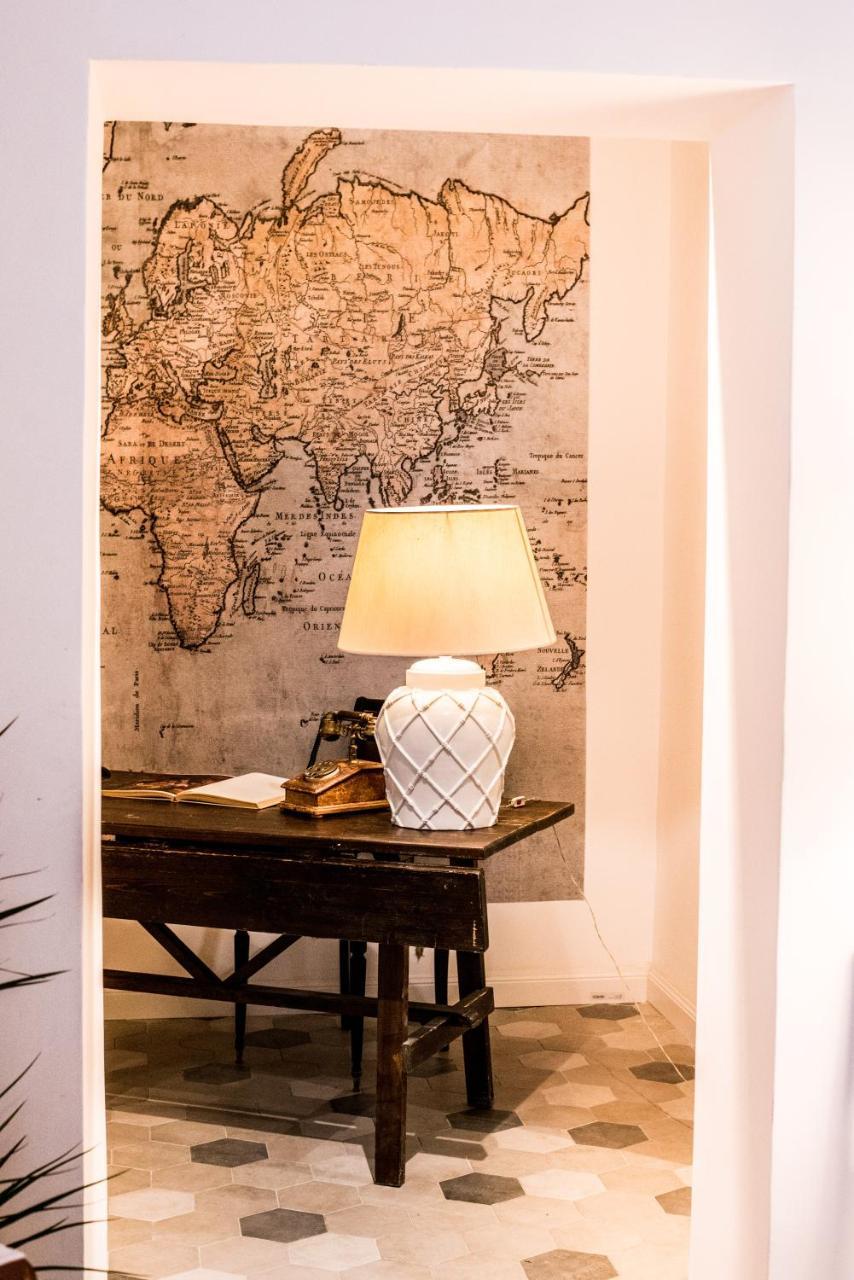 רומא Palazzo Del Duca Piazza Navona Guest House מראה חיצוני תמונה